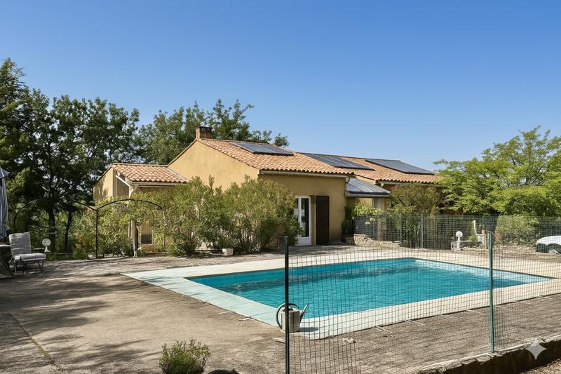 Villa - 107 m² - 5 pièces