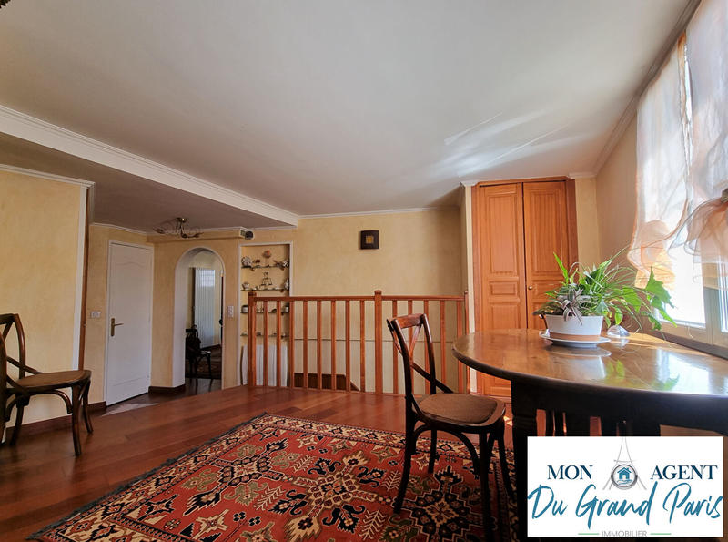 Maison - 140 m² - 7 pièces