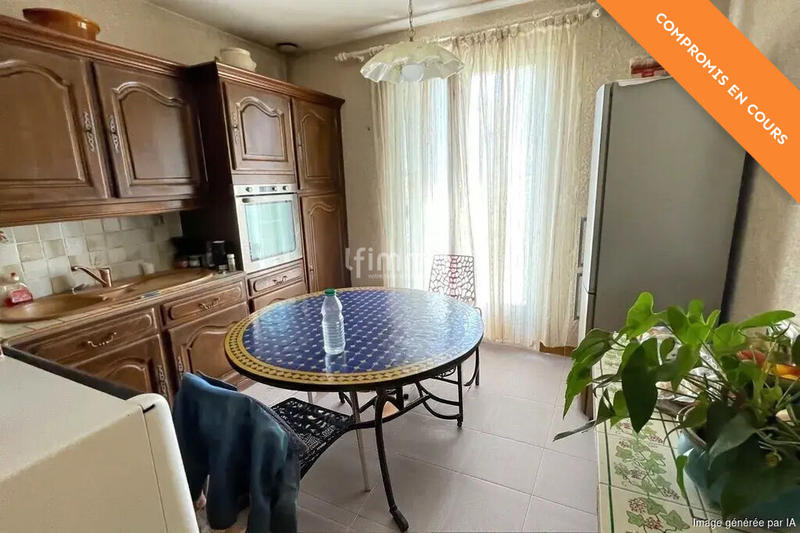 Maison - 97 m² - 5 pièces