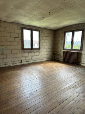 Maison - 146 m² - 4 pièces