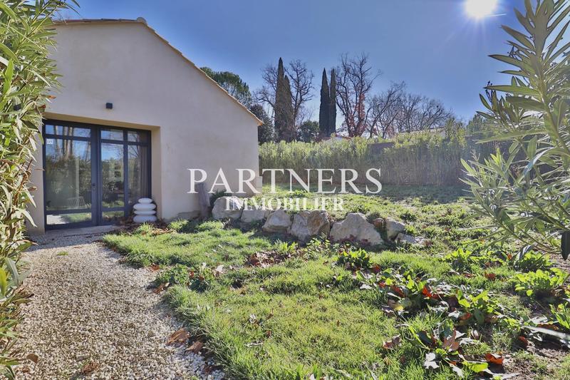 Maison - 60 m² - 3 pièces