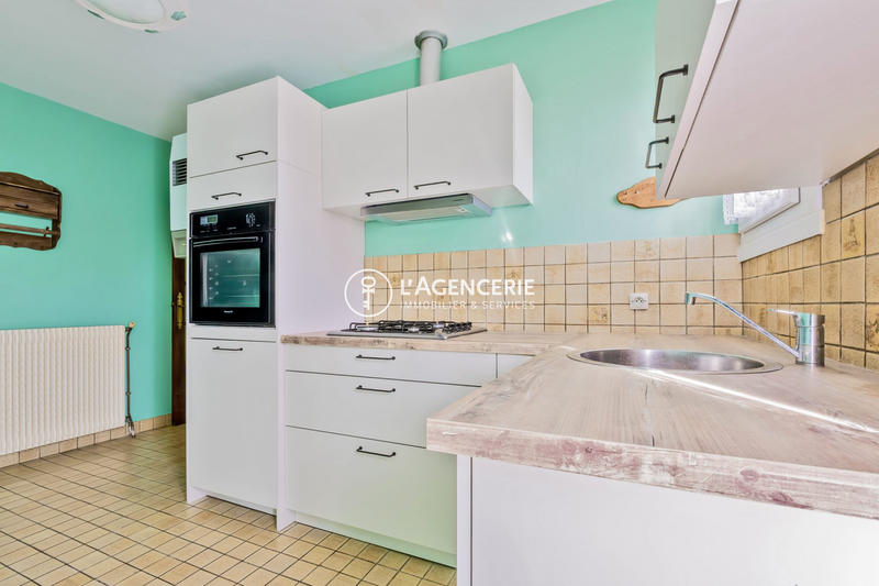 Maison - 92 m² - 4 pièces