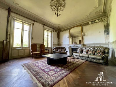 Maison - 346 m² - 11 pièces