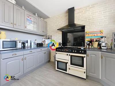 Maison - 121 m² - 5 pièces