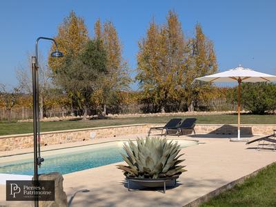 Propriété - 362 m² - 11 pièces