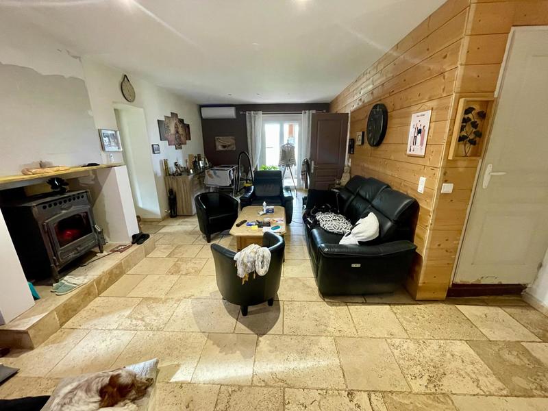 Maison - 143 m² - 7 pièces