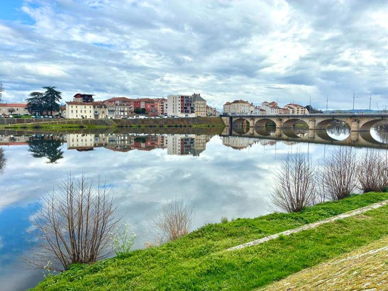 Appartement - 97 m² - 5 pièces