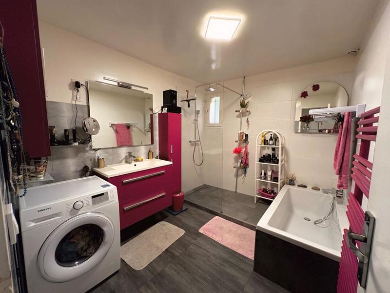 Maison - 208 m² - 7 pièces