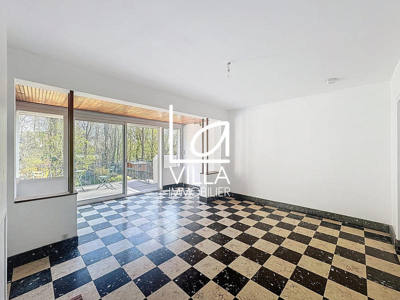 Maison - 111 m² - 6 pièces