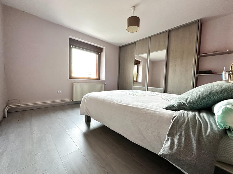 Maison - 236 m² - 7 pièces