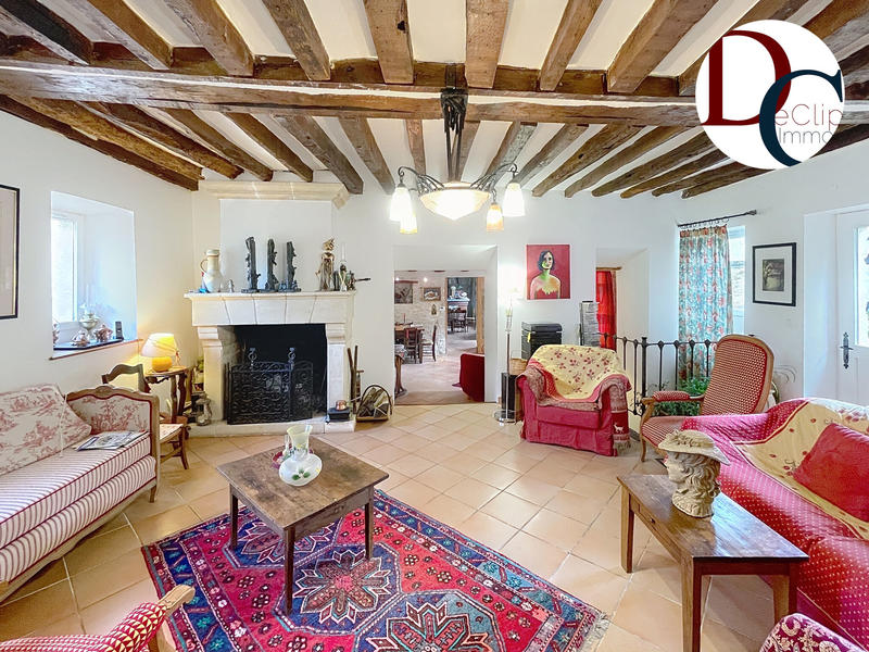 Maison - 226 m² - 8 pièces