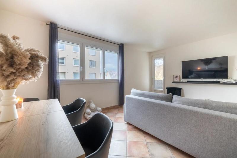 Appartement - 84 m² - 4 pièces