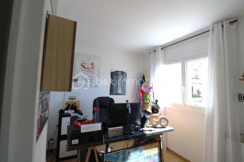 Appartement - 102 m² - 4 pièces