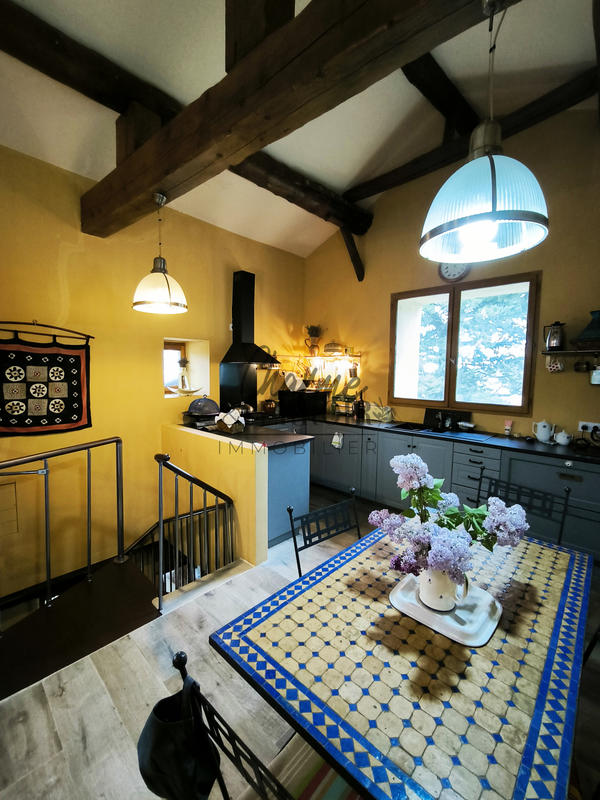 Maison - 140 m² - 7 pièces