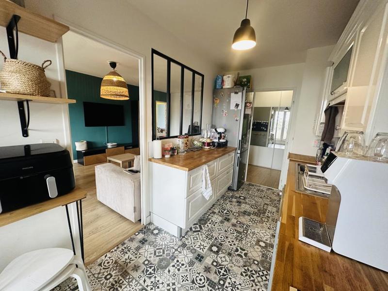 Appartement - 97 m² - 5 pièces