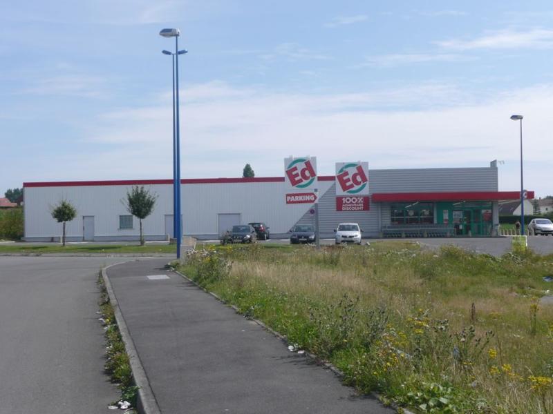 Local commercial - 1 153 m²