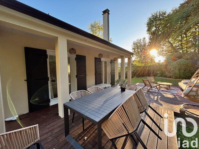 Maison - 168 m² - 8 pièces