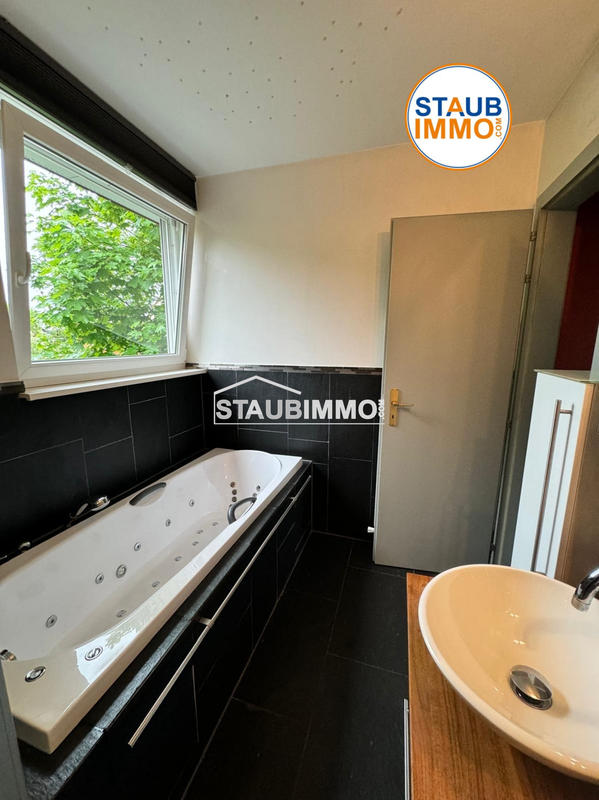 Appartement - 77 m² - 3 pièces