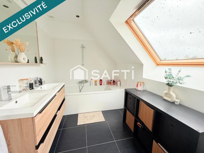 Maison - 96 m² - 5 pièces