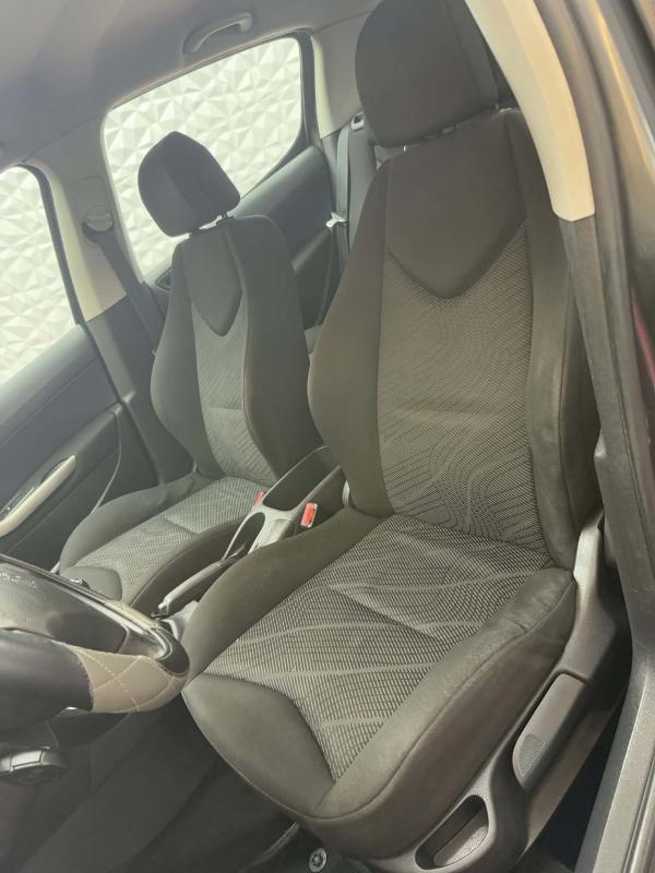 Peugeot 308 1.6 HDi 16v 90 Cv