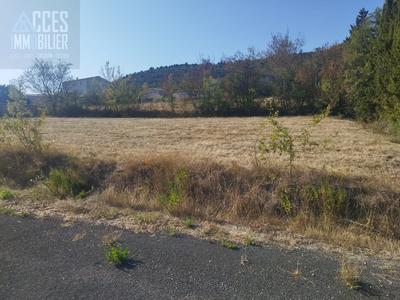 Terrain constructible - 1 354 m²