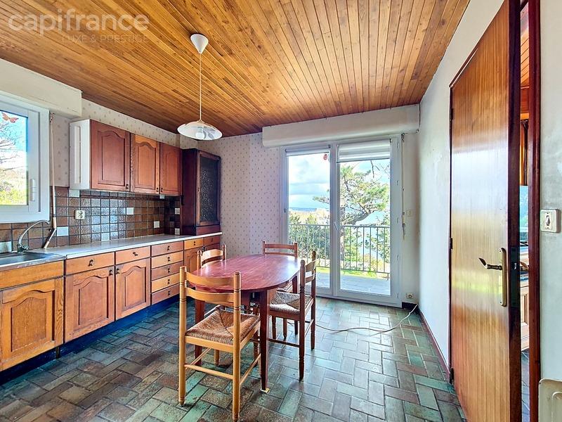 Propriété - 184 m² - 8 pièces