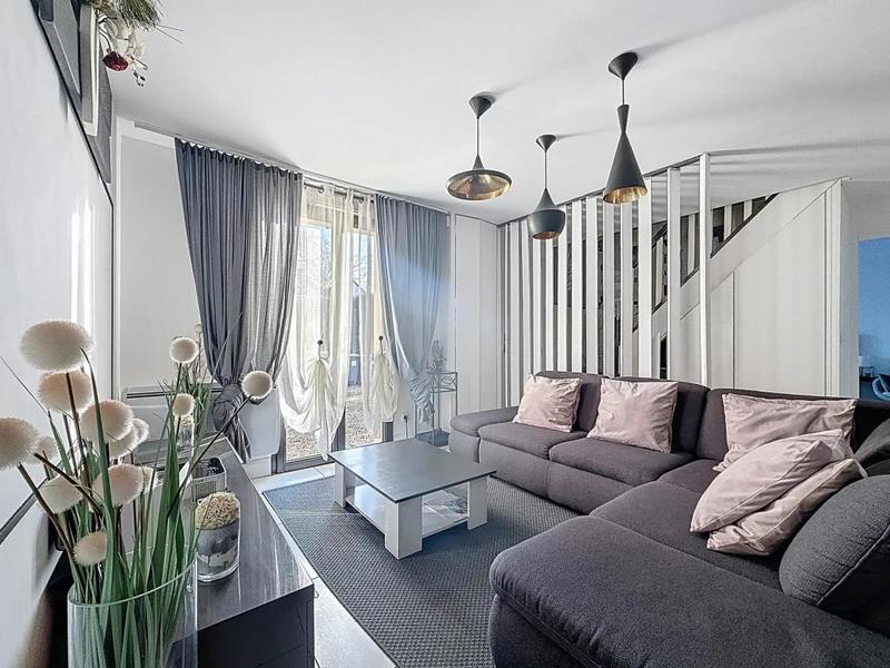 Maison - 120 m² - 6 pièces