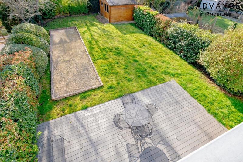 Immeuble - 700 m² - 9 pièces