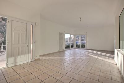 Maison - 156 m² - 7 pièces