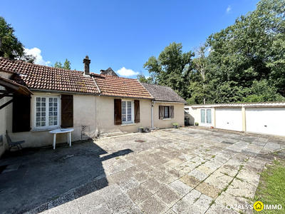Maison traditionnelle - 80 m² - 4 pièces