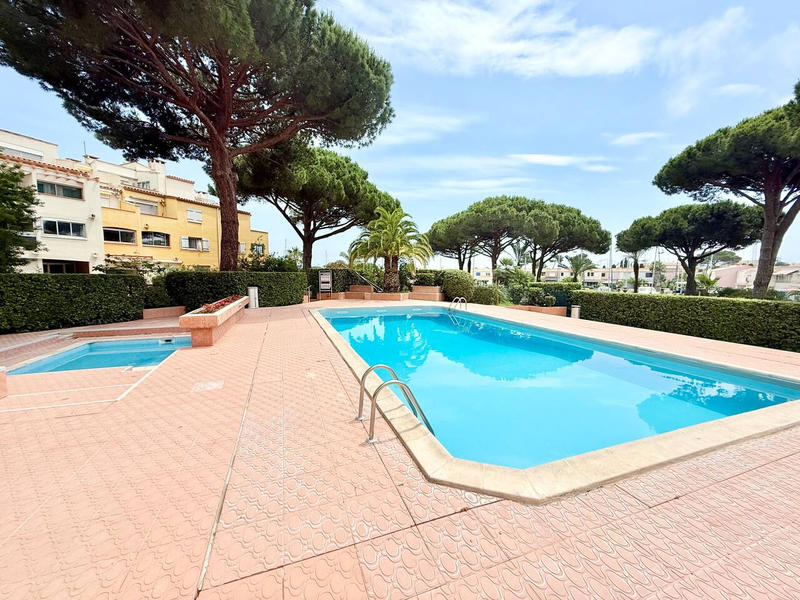 Appartement - 61 m² - 4 pièces