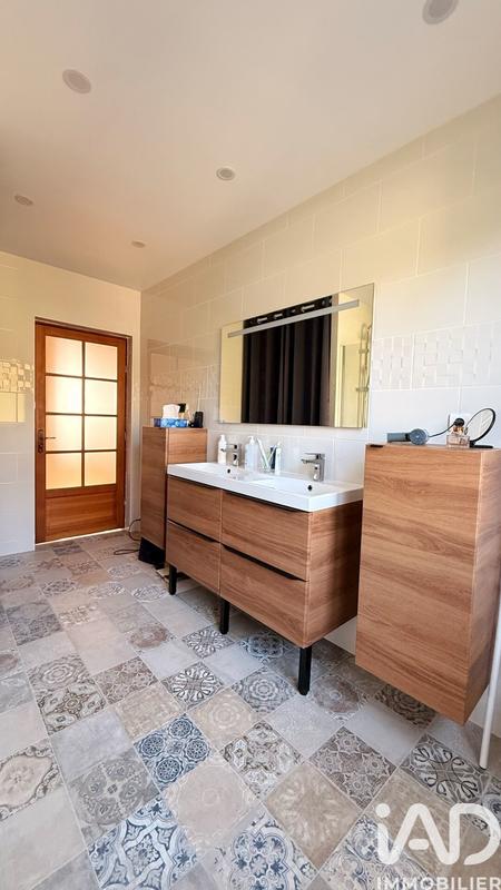 Maison - 144 m² - 6 pièces