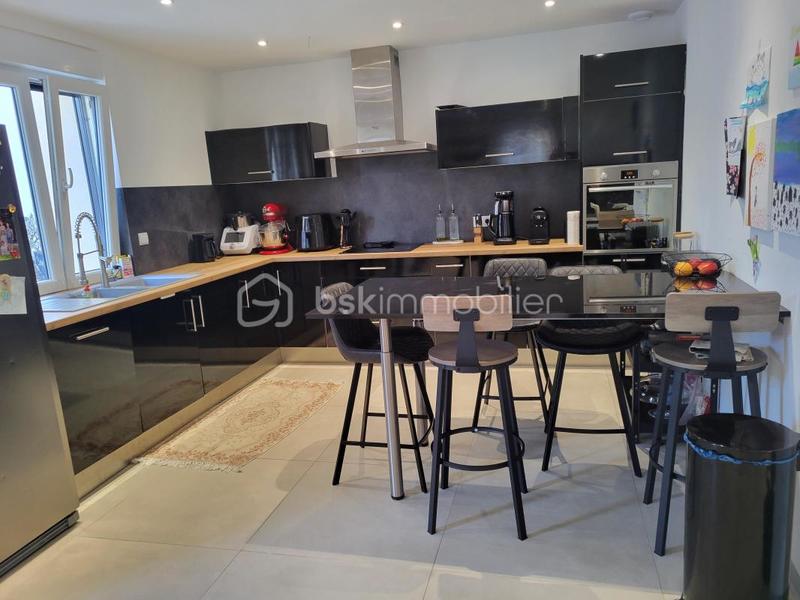 Maison - 120 m² - 5 pièces