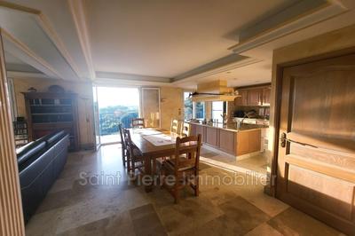 Demeure - 200 m² - 8 pièces