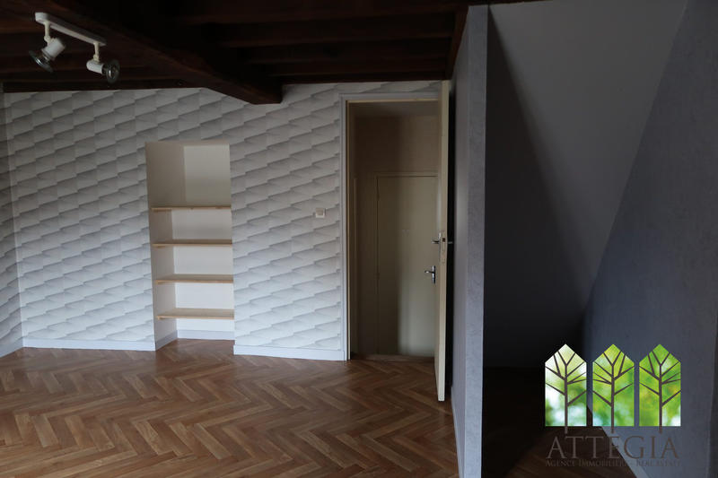 Maison - 130 m² - 8 pièces