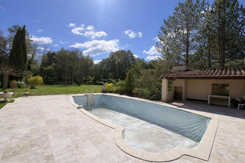 Maison - 147 m² - 4 pièces