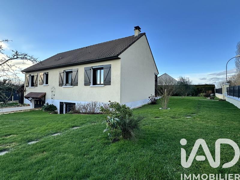 Maison de village - 80 m² - 4 pièces