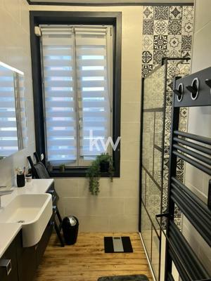 Maison - 121 m² - 6 pièces