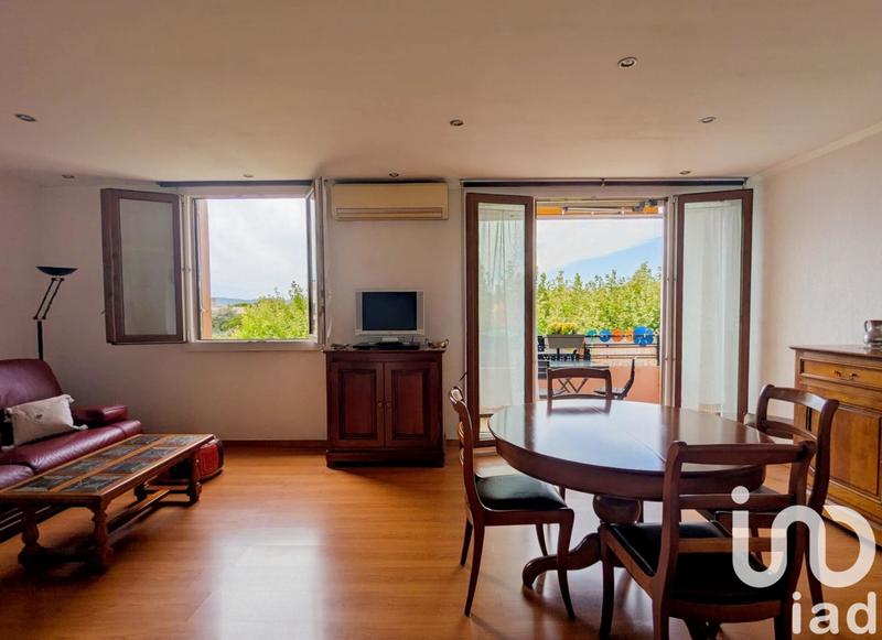 Appartement - 61 m² - 2 pièces