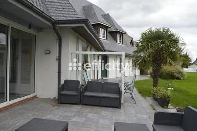 Demeure - 350 m² - 11 pièces