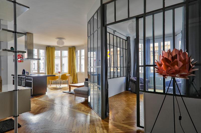 Appartement - 83 m² - 2 pièces