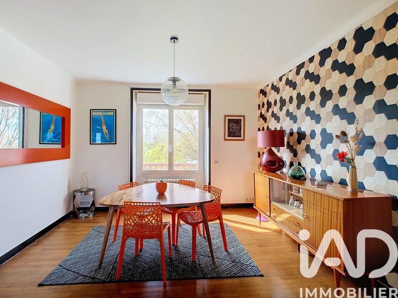 Maison - 154 m² - 8 pièces