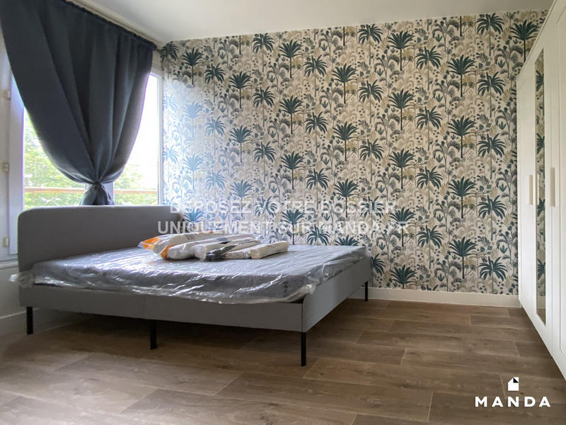 Chambre - 11 m² - 5 pièces