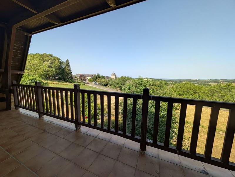 Maison - 308 m² - 9 pièces