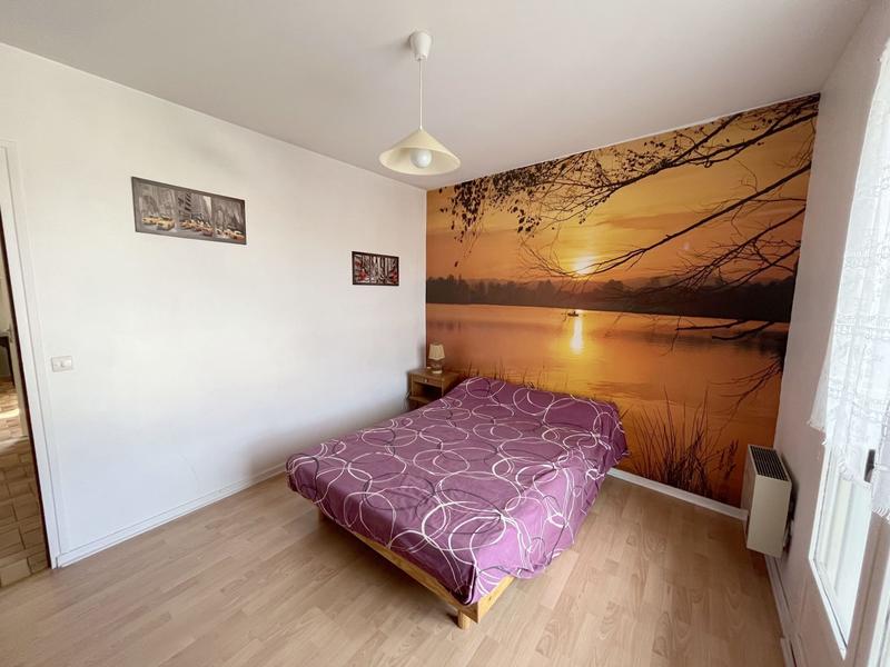 Appartement - 95 m² - 8 pièces