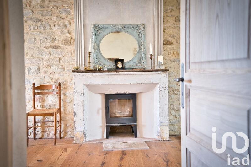 Maison - 243 m² - 9 pièces