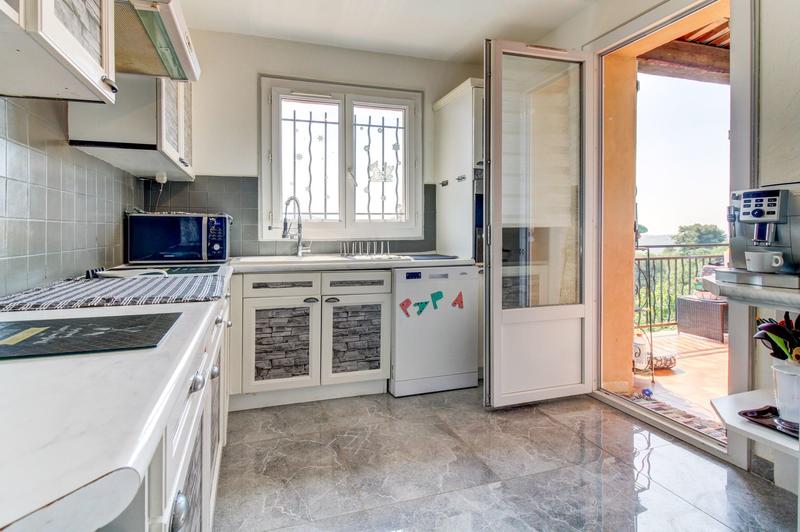 Maison - 193 m² - 7 pièces