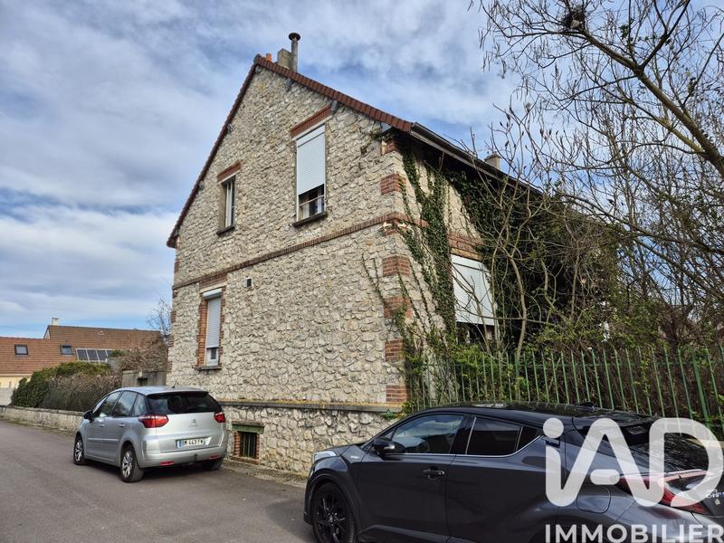 Maison - 138 m² - 5 pièces