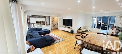 Appartement - 120 m² - 4 pièces