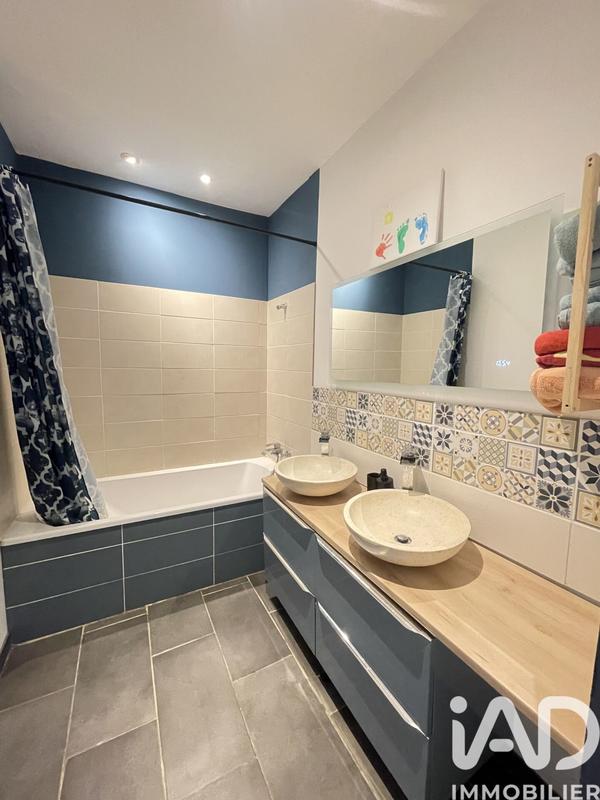 Appartement - 75 m² - 3 pièces